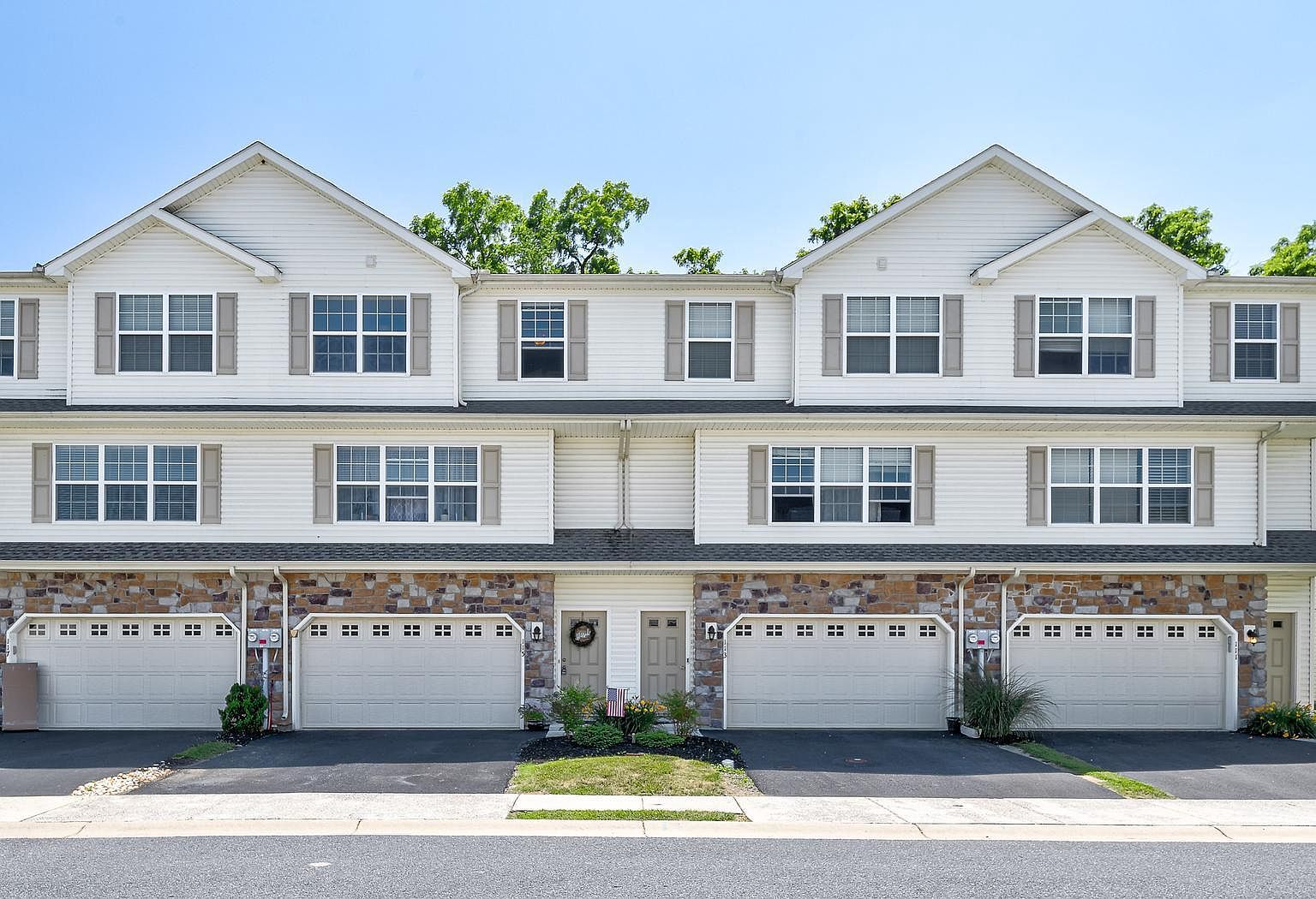 115 Mapleton Blvd, Harrisburg, PA 17112 Zillow