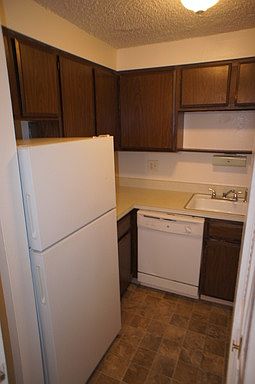 3rd image of 1140 Colorado Blvd APT 402