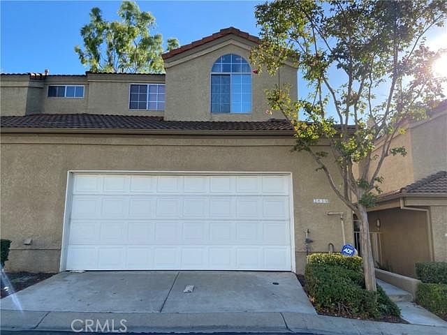 1st image of 2639 Lookout Cir