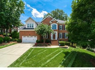 8905 Long Needles Ln, Waxhaw, NC 28173