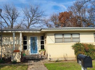 204 Blanton St, Chico, TX 76431