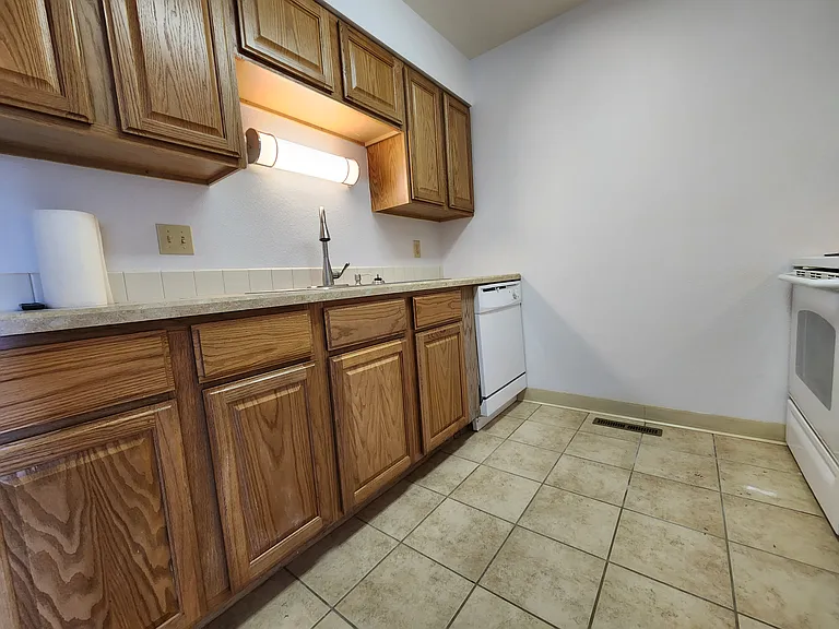 1155 S Saint Vrain Ave #B3U6 — Photo 11