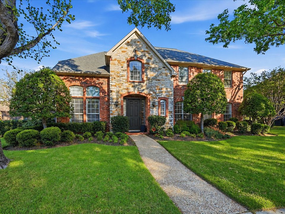 1st image of 444 Avalon Ln