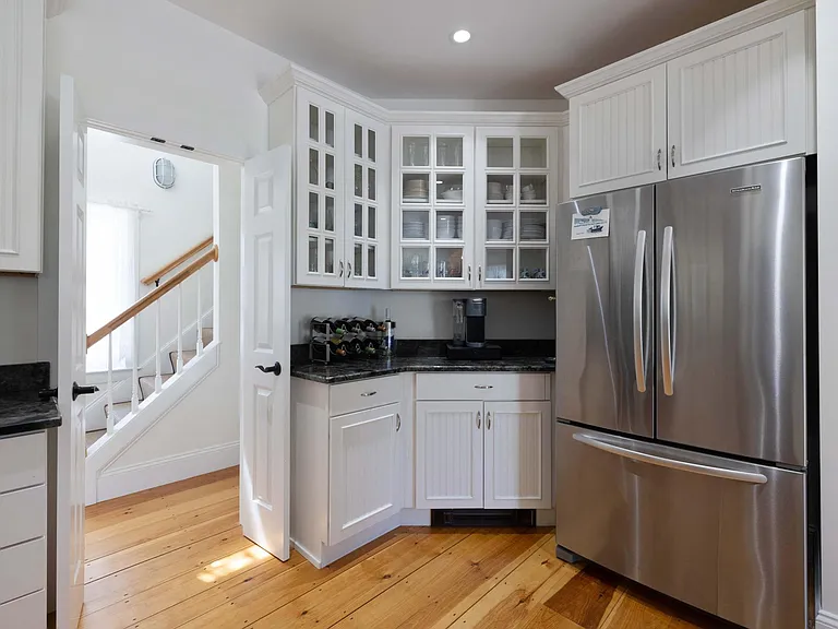 14 Woodland Ave — Photo 12