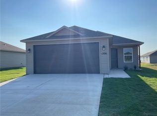 1506 S Blandford St, Siloam Springs, AR 72761