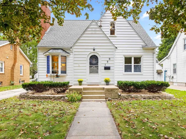 130 N Maple Ave, Morton, IL 61550