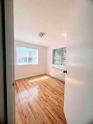 5th image of 70-64 Yellowstone Blvd #1D