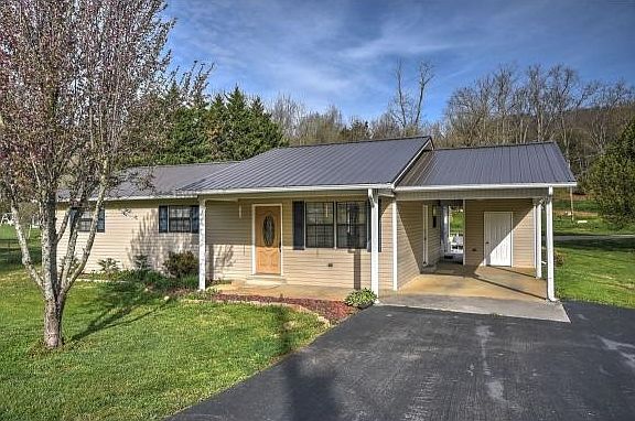 2nd image of 116 Hidden Valley Dr