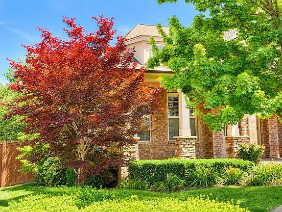2nd image of 409 Valley Spring Dr