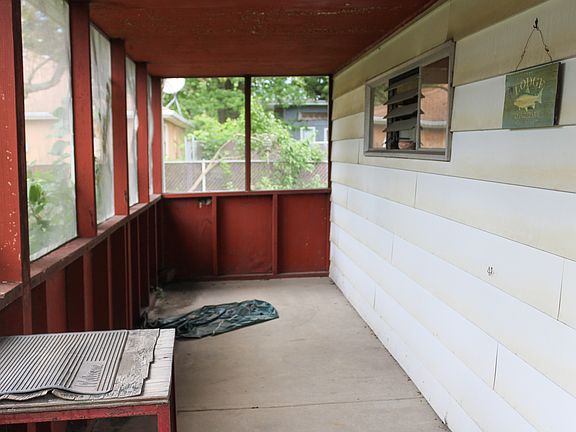 3rd image of 432 156th St