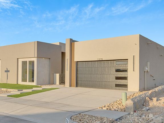 2nd image of 1376 Costanzo Pl