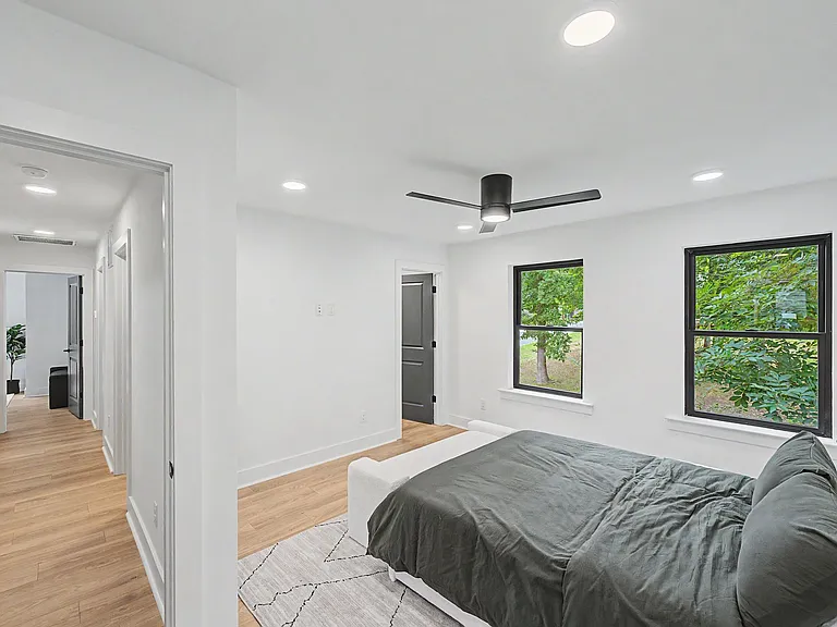 6717 Tracy Ave — Photo 13