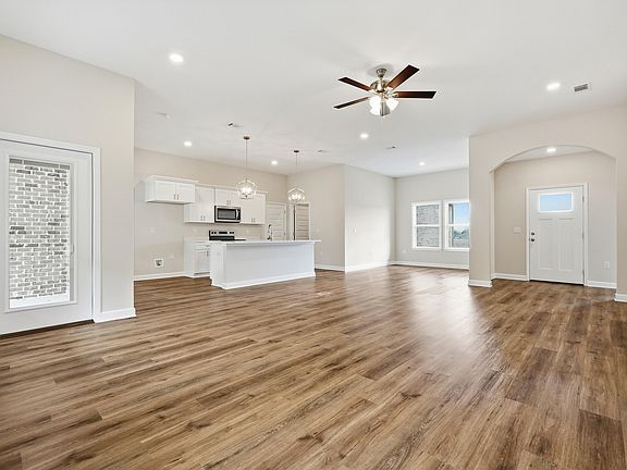 4th image of 6106 Mildreds Way