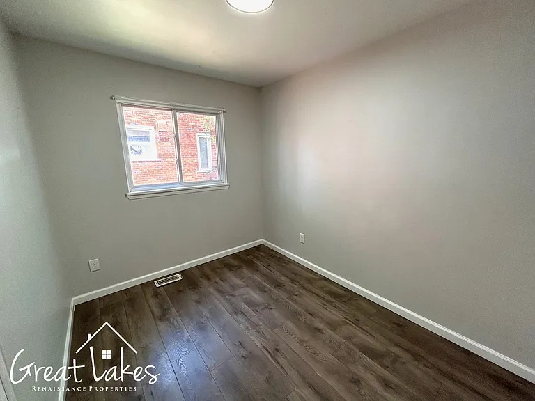 20797 Gentner St — Photo 12