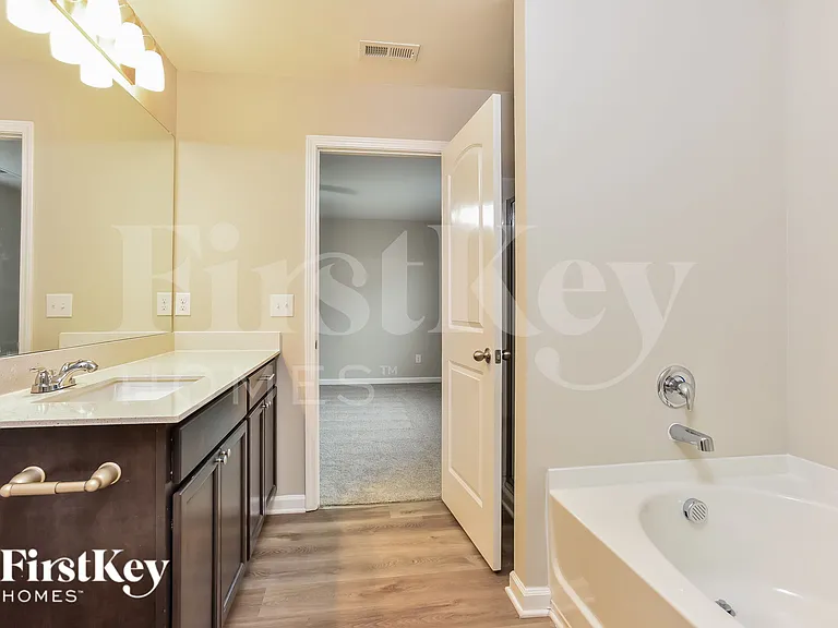 304 Sportsman Dr — Photo 12