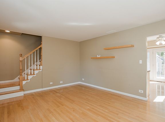 5th image of 309 S Wilmette Ave