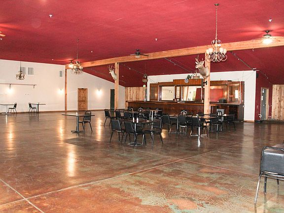 5th image of 805 E 8th Ave