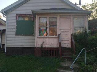 1635 N Warren Ave, Milwaukee, WI 53202
