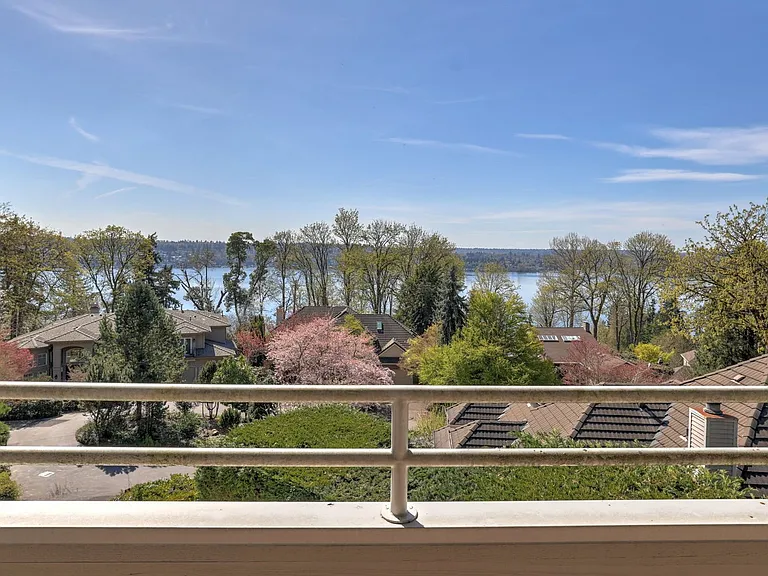8158 W Mercer Way — Photo 24