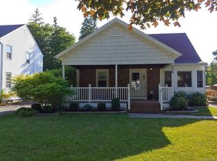 696 Niagara Pkwy, North Tonawanda, NY 14120