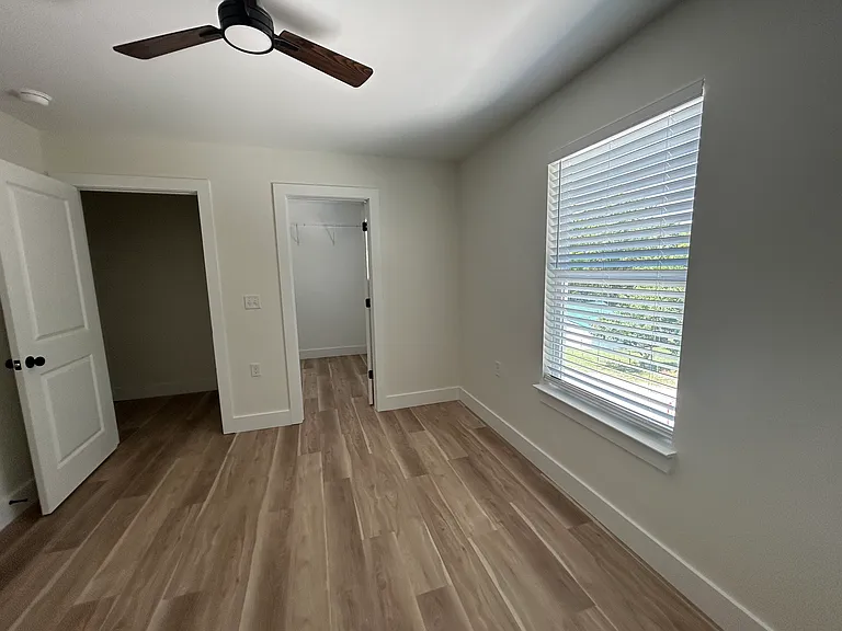 921 Lang St SE #1 — Photo 13