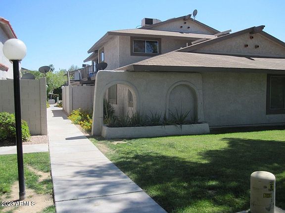 2nd image of 8538 E Roosevelt St