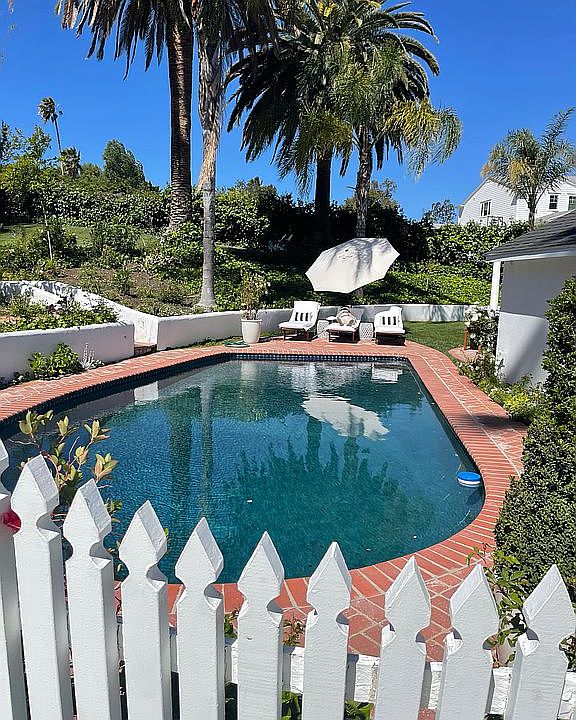 1st image of 5211 Calvin Ave