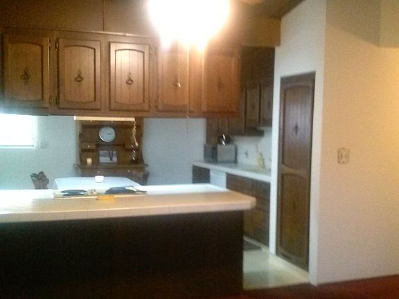 3rd image of 15952 Alwood St