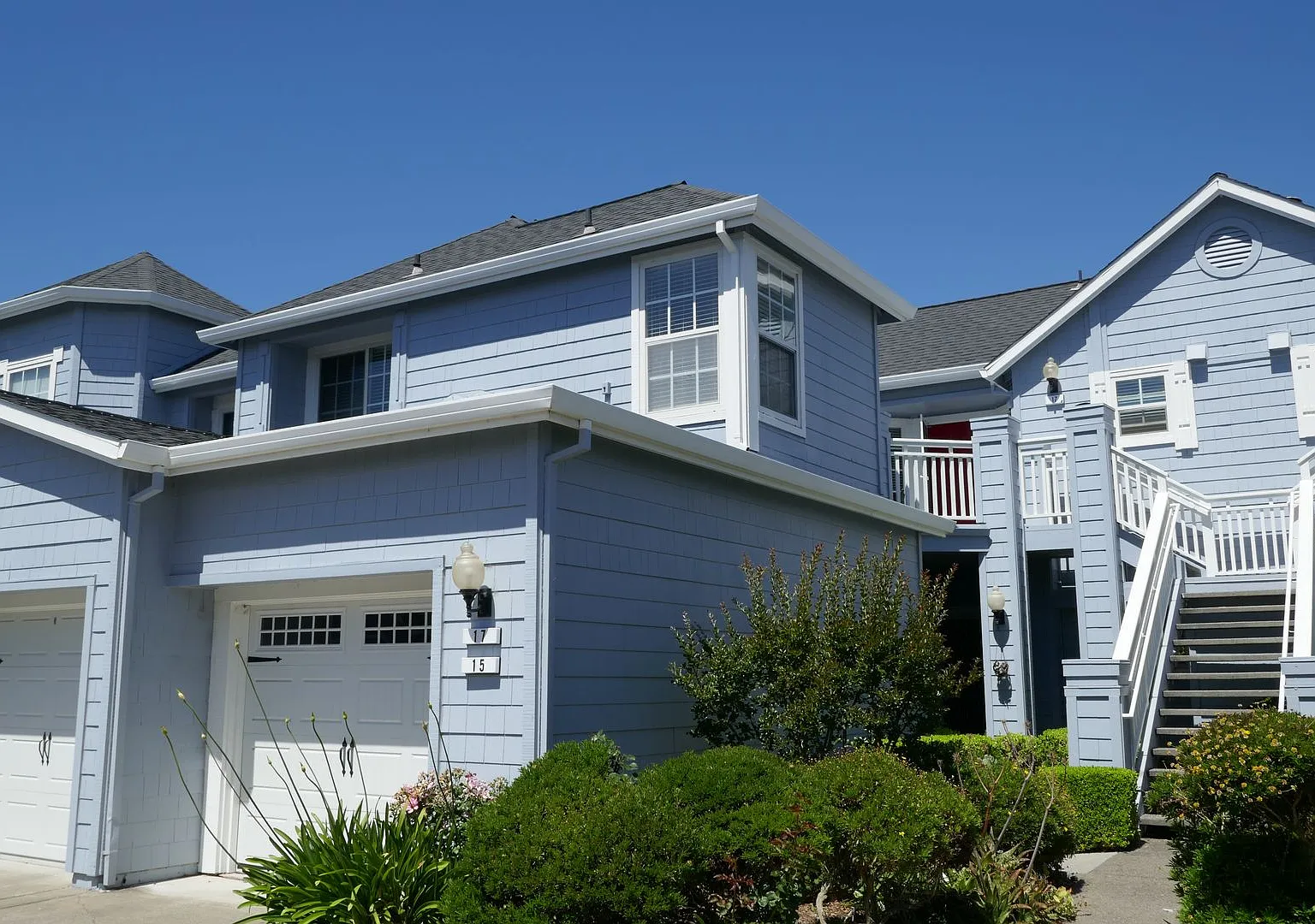Three Bedroom / Two Bath Condo Townhome With Garage In Marin Lagoon — Photo 1