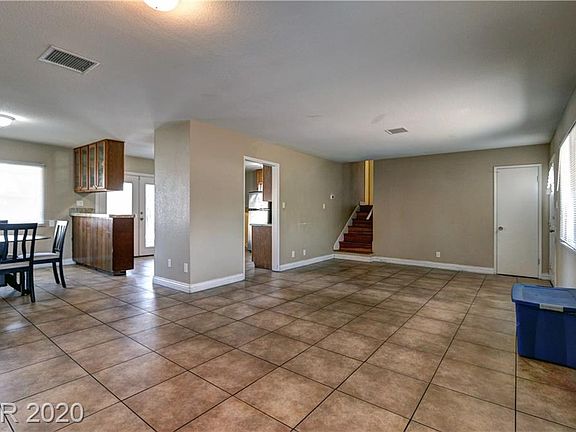 5th image of 208 Upland Blvd