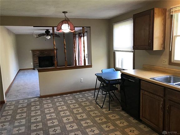 4th image of 1823 Lord Fitzwalter Dr