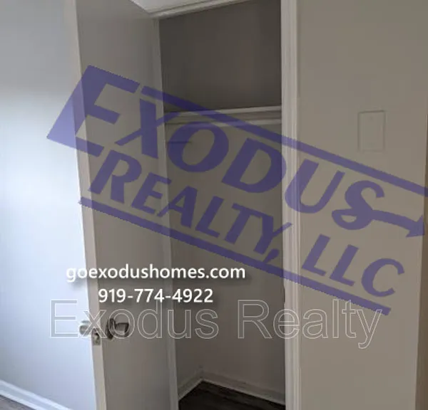 5812 Shenandoah Dr — Photo 15