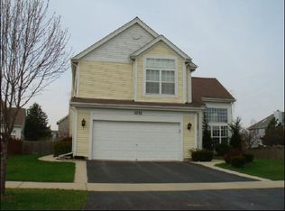 3221 Grafton Ln, Aurora, IL 60502