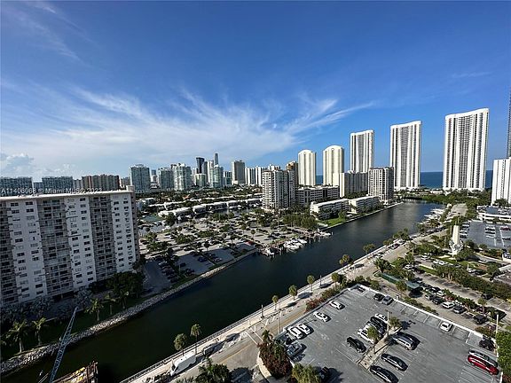 2nd image of 500 Bayview Dr APT 1819