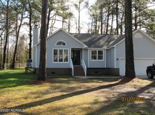 315 Madam Moores Ln, New Bern, NC 28562