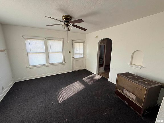 5th image of 4721 N Pine St