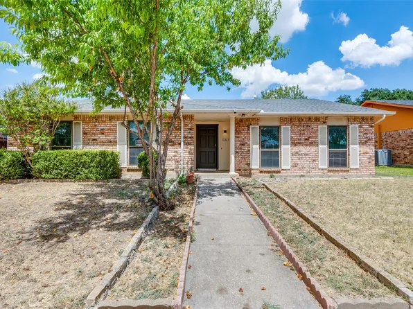 10323 Black Walnut Dr, Dallas, TX 75243