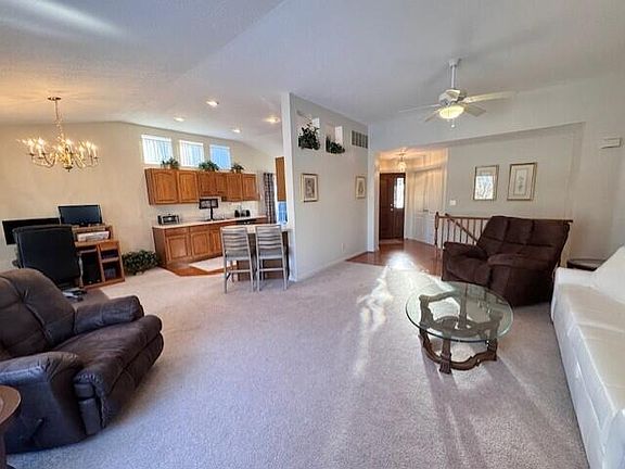 3rd image of 8978 Crimson Oak Dr