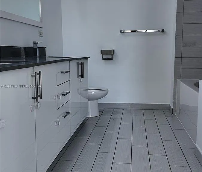 999 SW 1st Ave #2202 — Photo 20