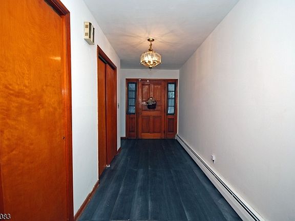 5th image of 28 Overlook Rd