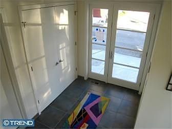 3rd image of 600 N American St #A