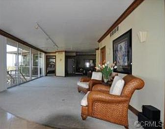 5th image of 1323 N Spurgeon St #22
