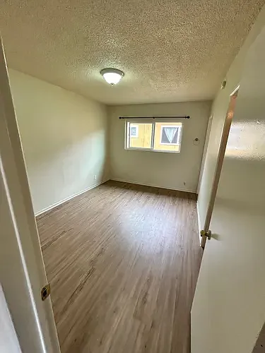 1101 S Standard Ave #5 — Photo 5
