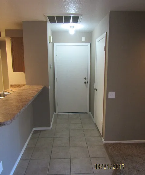 2035 S Elm St #204 — Photo 5