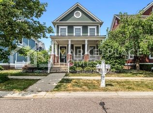 50216 Harding St, Canton, MI 48188