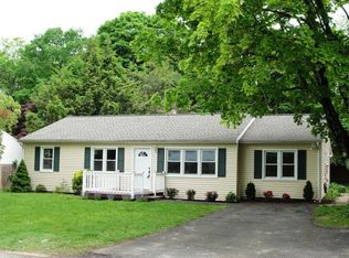 13 Moody Dr, Danbury, CT 06811