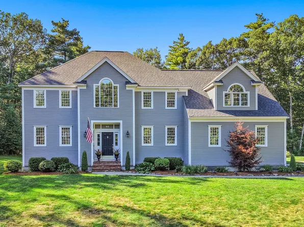 68 Quaker Ln, Bolton, MA 01740