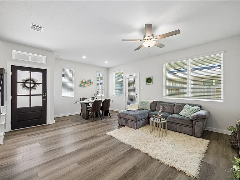8409 Arden Valley Ln — Photo 15