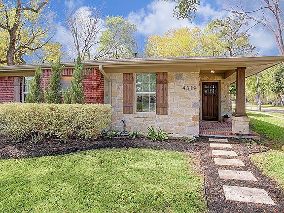 3rd image of 4319 Piney Woods Dr