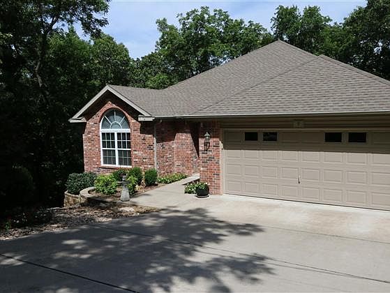 1st image of 8 Dodman Ln